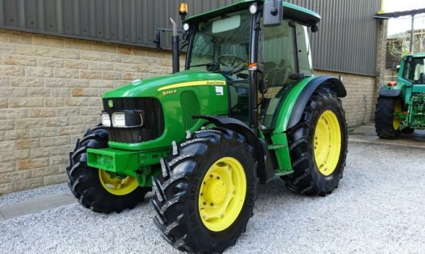 2009 John Deere 5090R