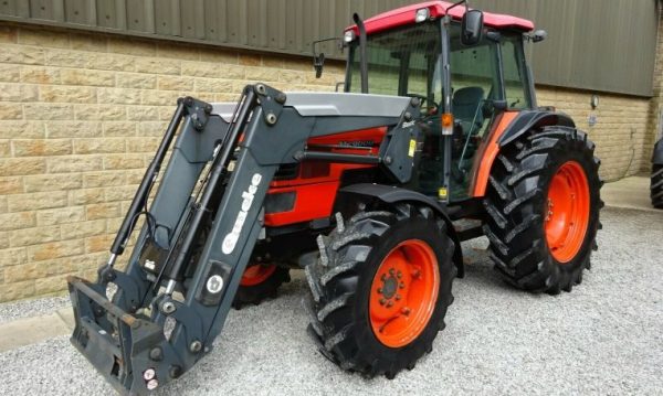 2006 Kubota ME9000 Tractor Loader