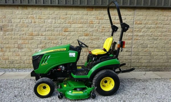 2017 John Deere 1026R 4WD