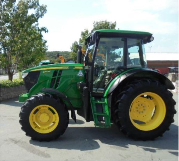 JOHN DEERE 6110 MC