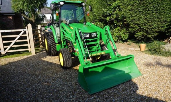 2017 JOHN DEERE 4066R COMPACT - Image 2