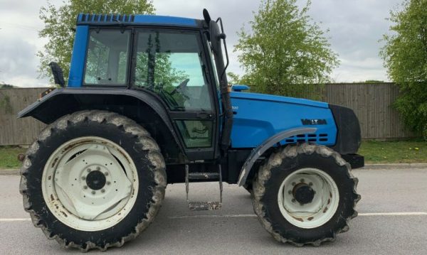 2002 VALTRA 6300 - Image 2