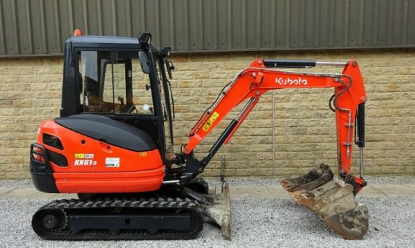 2015 Kubota KX61-3 2.6 ton Digger - Image 2