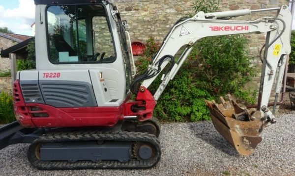 2013 TAKEUCHI TB228