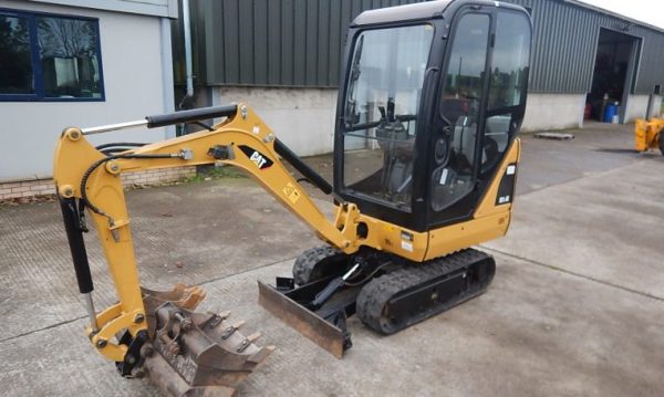 2012 Caterpillar 301.4C Mini Digger - Image 2
