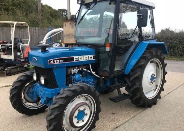 1992 Ford 4130 4WD Tractor