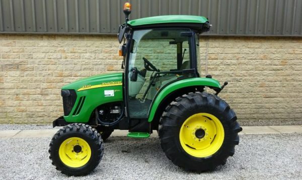 2009 John Deere 4520 4WD - Image 2