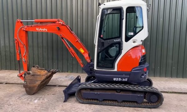 2012 Kubota U25-3 2.6 T Digger - Image 3