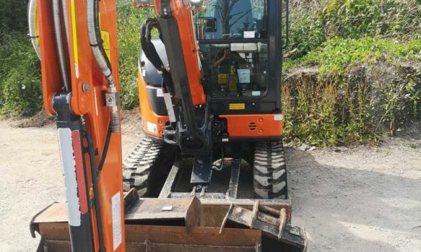 2016 Hitachi ZX33U Mini Digger - Image 3