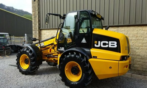 2016 JCB TM320S Agri Telehandler Loader - Image 3