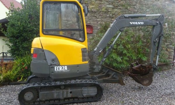 2010 VOLVO ECR28 2.8T DIGGER - Image 3