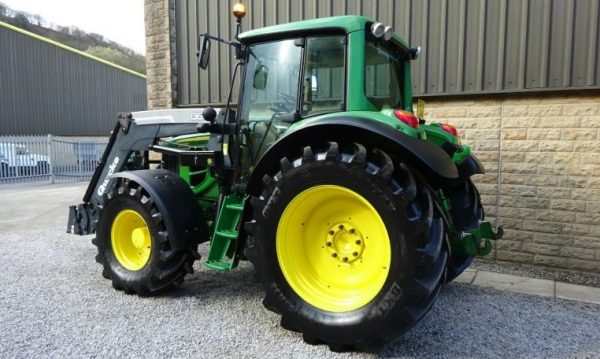 2009 John Deere 6430