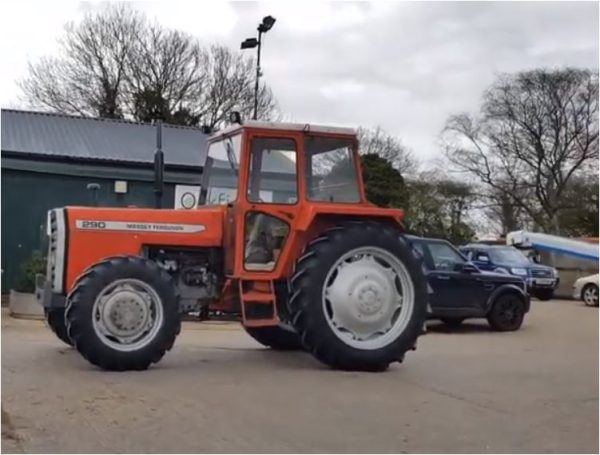 1996 MASSEY FERGUSON 290 - Image 2